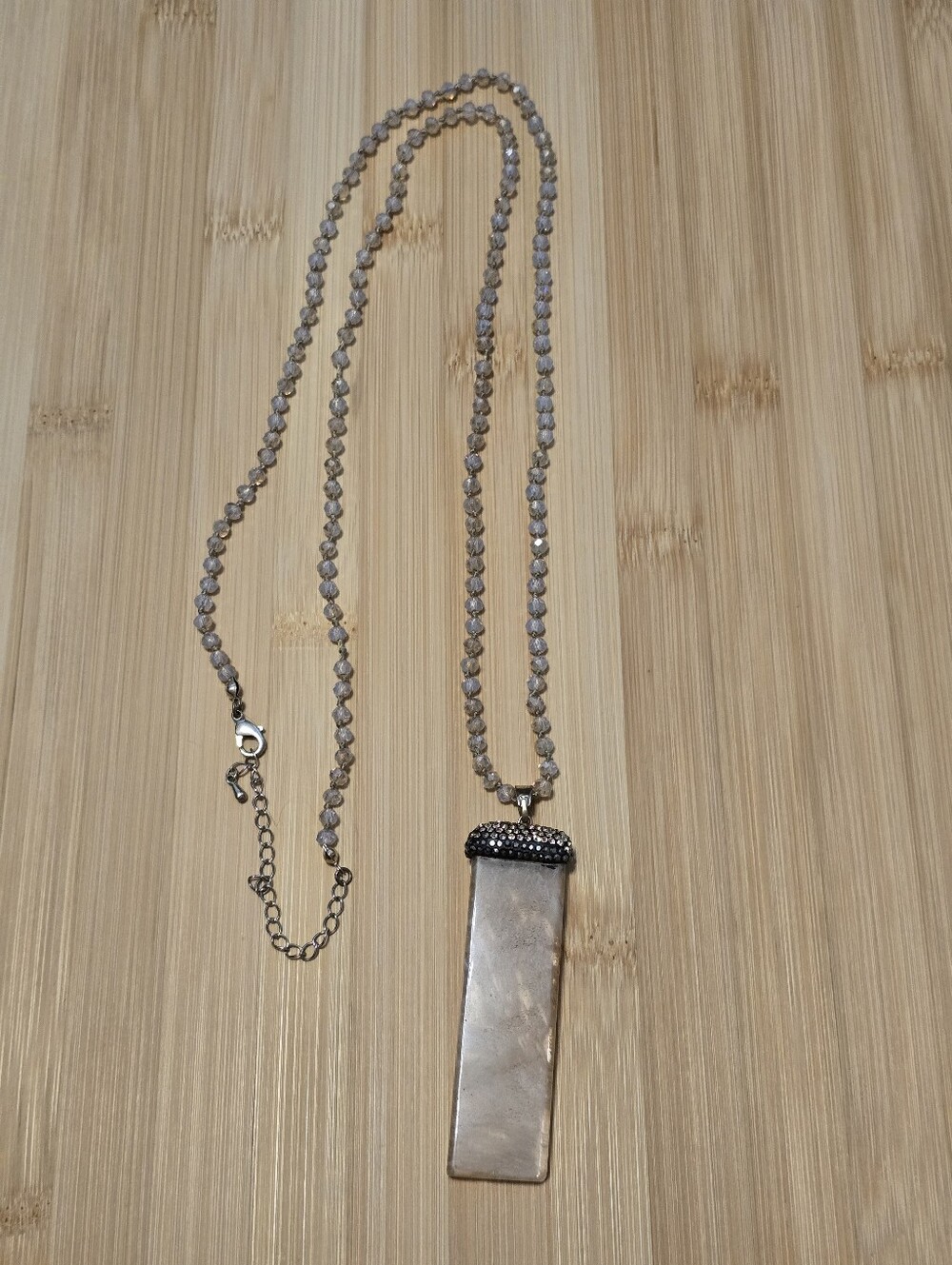 💐🌺Christopher & Banks Long Beaded Stone Pendant Necklace